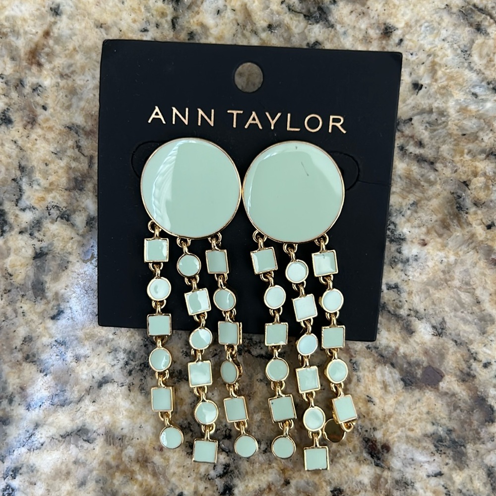 Dangling earrings - NEW